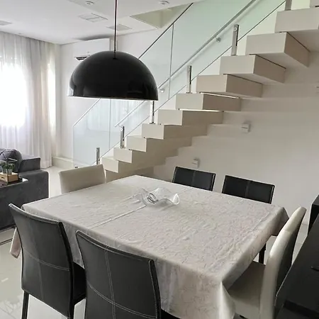 Apartamento de luxo no Guaruja-2