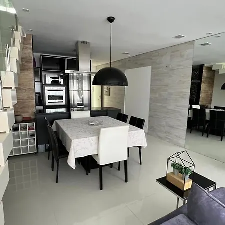 Apartamento de luxo no Guaruja-3